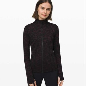 Lululemon Black and Purple Define Jacket sz 4